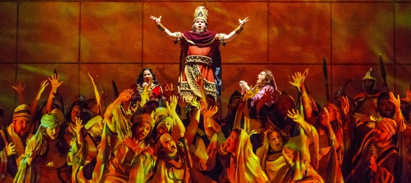 Nabucco orders destruction of the temple