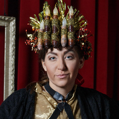 Headshot of Antonia Botti-Lodovico in costume as Ruggiero