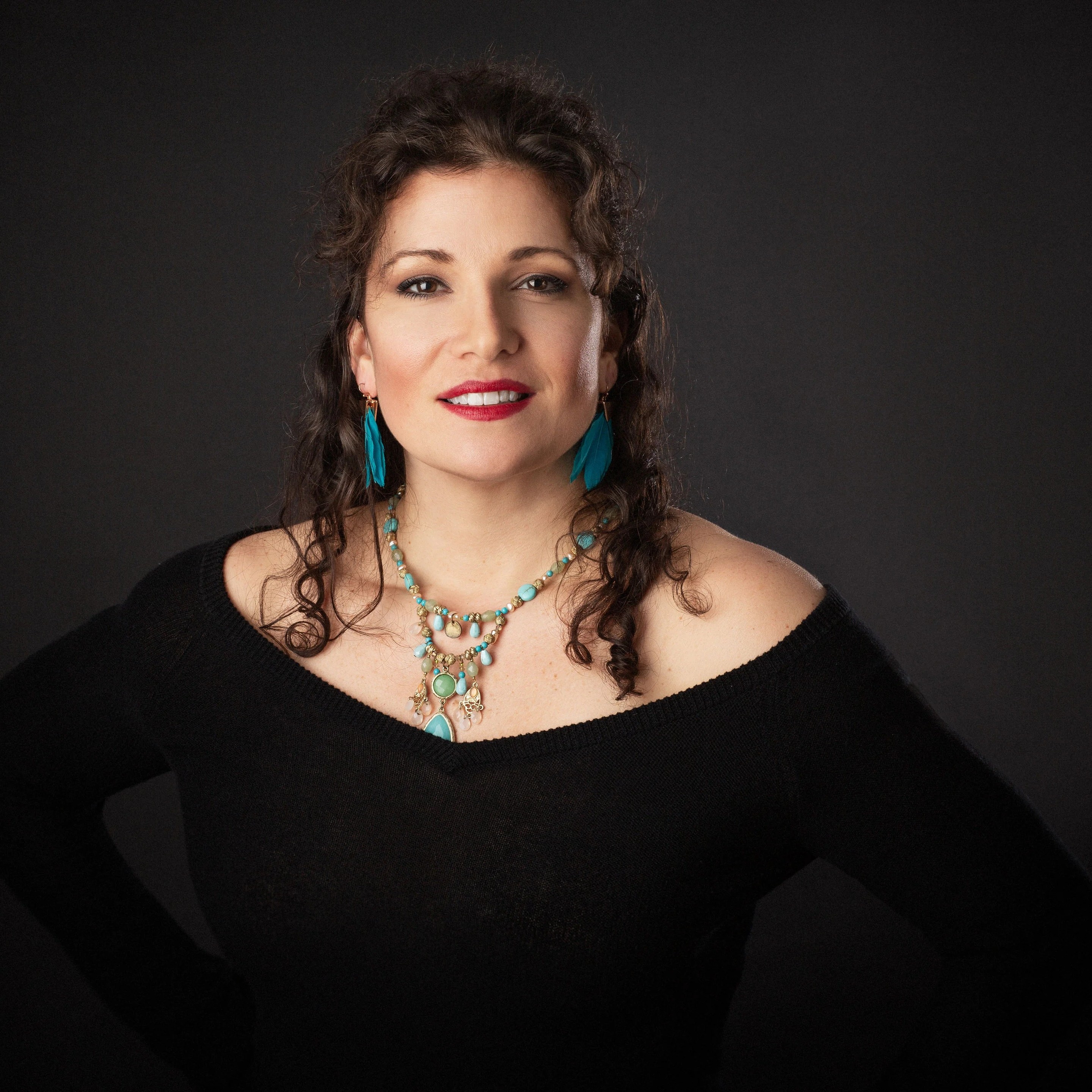 Danielle Pastin Headshot