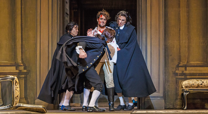 Tosca production photo
