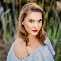 Ashley Fabian, portrait