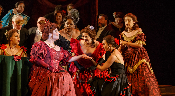 La Traviata production photo