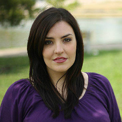 Resident Artist Leah de Gruyl sings Marcellina