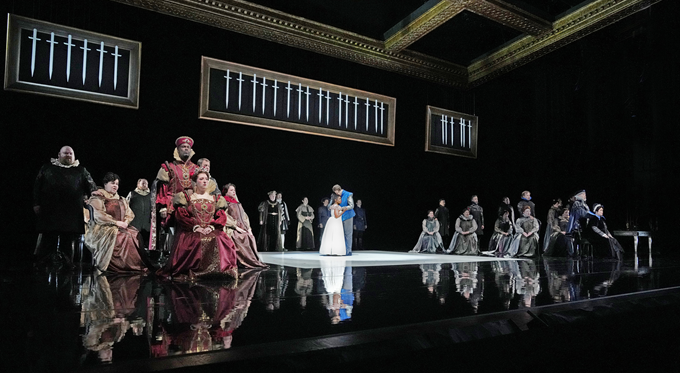 Romeo And Juliet production photo