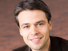 Daniel Teadt photograph