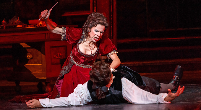 Tosca production photo